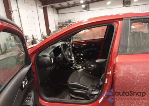 2020 Kia Forte Gt-Line z USA, uszkodzony, nr VIN 3KPF34AD3LE146155